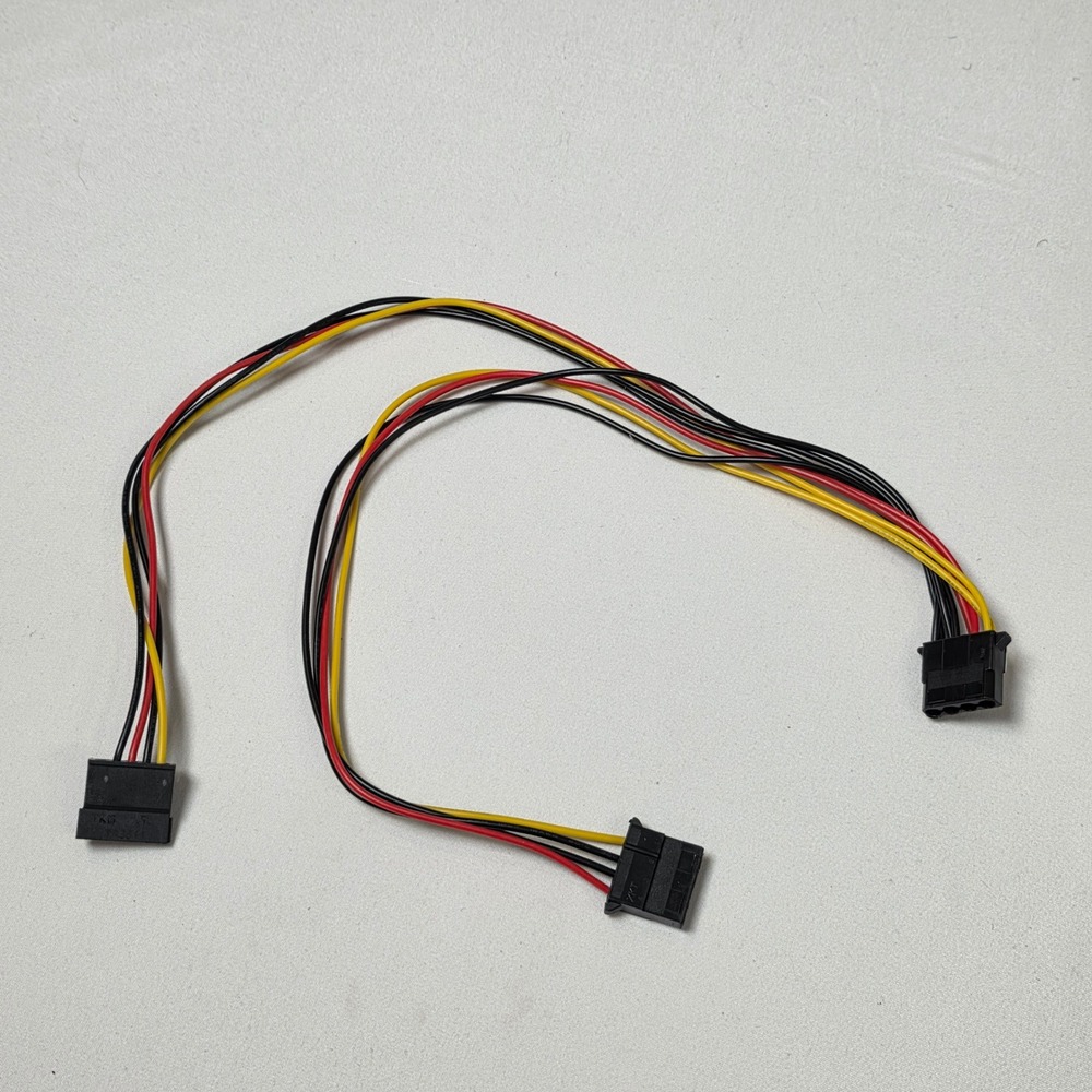 Molex Dual 4 pin Power to SATA and Power Splitter Cable 15in 18 AWG‎